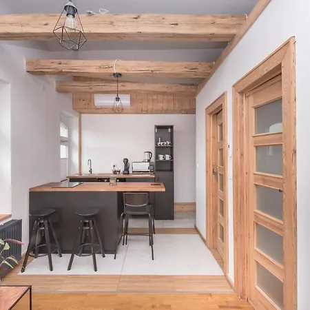 Nowy Swiat 2 아파트