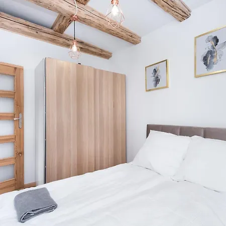 아파트 Nowy Swiat 2 *